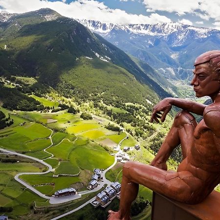 En El Corazon De Canillo, Junto Al Puente Tibetano Ngoại thất bức ảnh